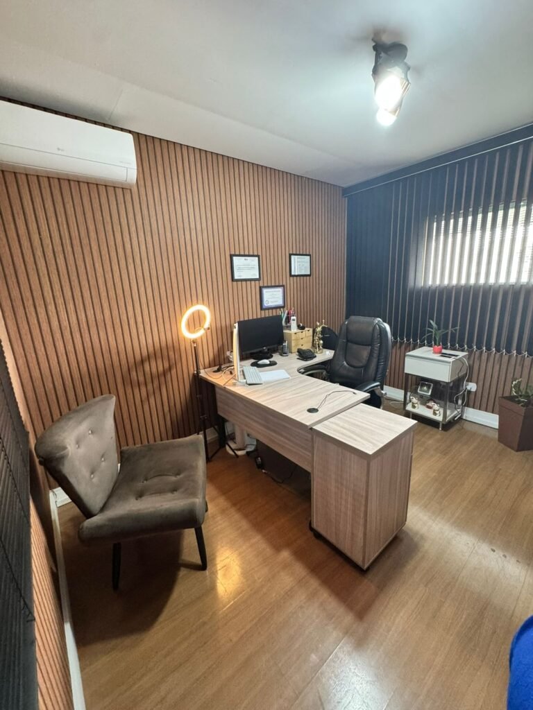 7cb2a427-9d06-4a63-b9f3-f33b00a210bf